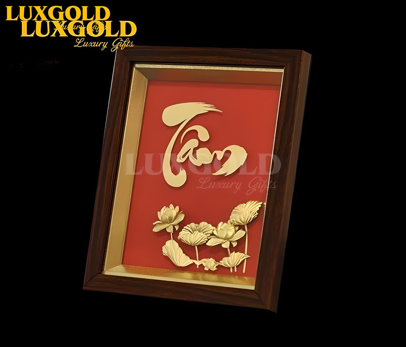 Tranh Chữ Tâm Mạ Vàng - Kích thước 22x28 cm 1